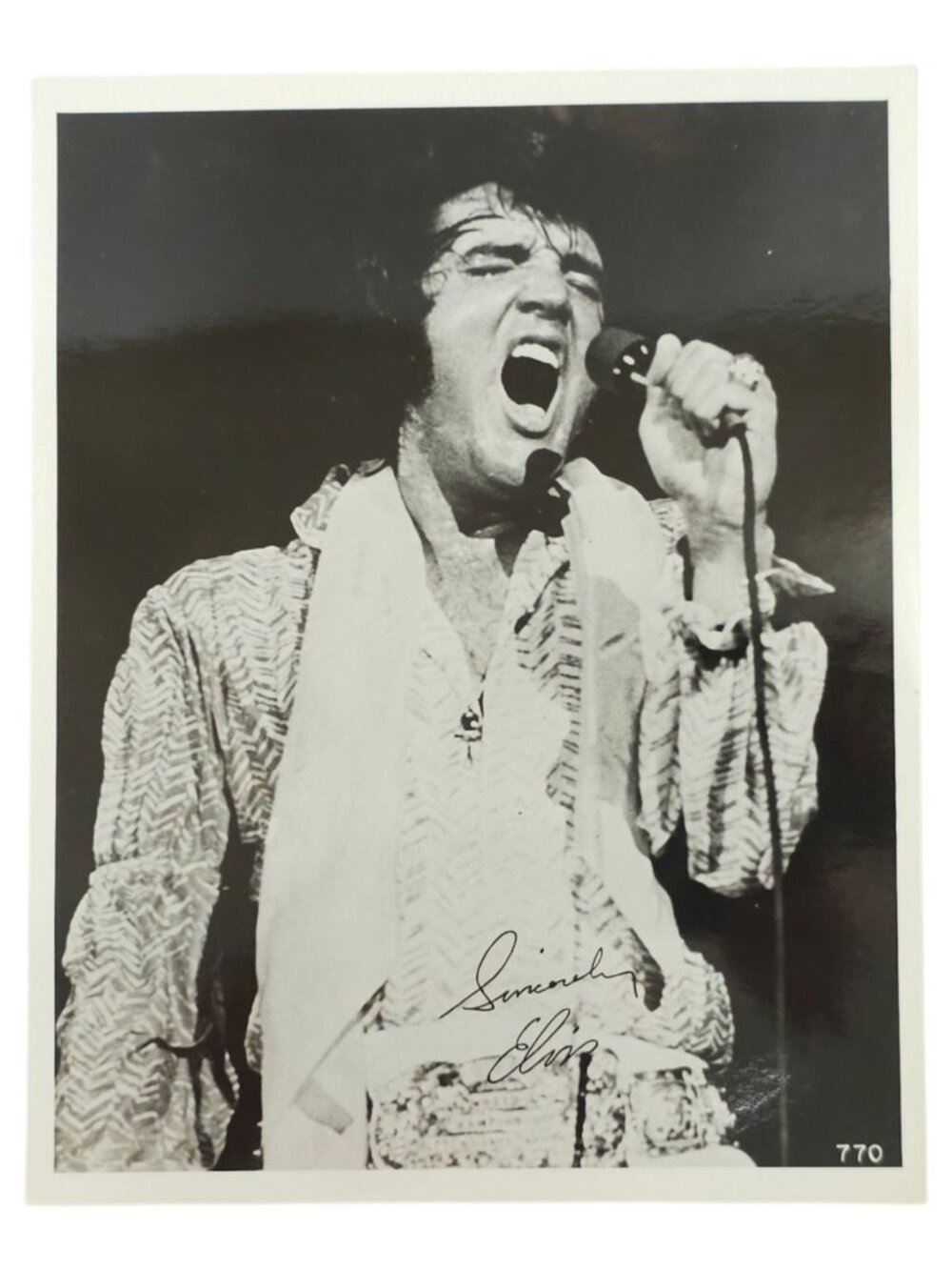 Elvis Presley Photo 8x10 Summer Festival Residency Las Vegas 72 Sincerely Elvis